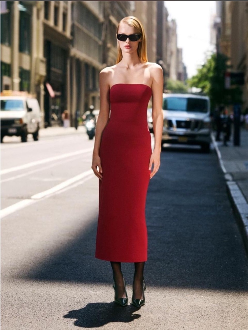 Aritzia $98 Contour Enrapture Maxi Tube Dress in Dark Ruby Red Size XS New - Picture 2 of 7
